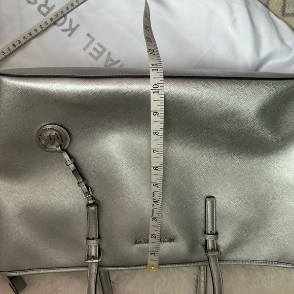 Michael Kors large jet set tote - Picture 9 of 11